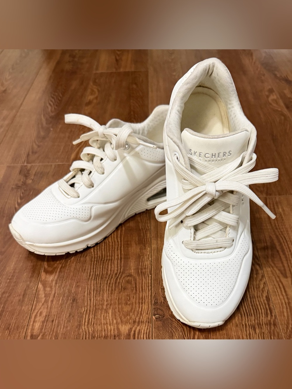 Skechers Street Uno - Stand on Air - Women’s Sneakers - Size 7